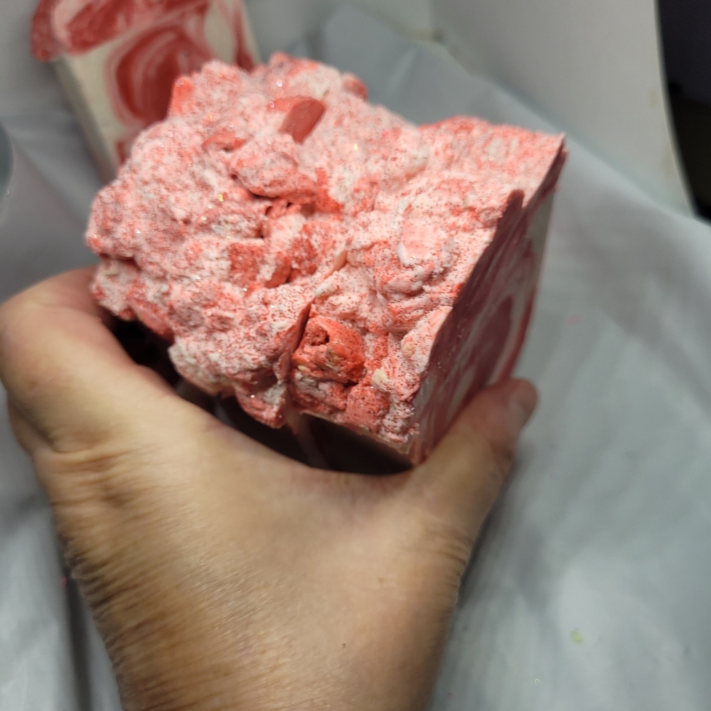 Handmade 2 large heavy scented with rose soap bars w goats milk - Picture 6 of 11